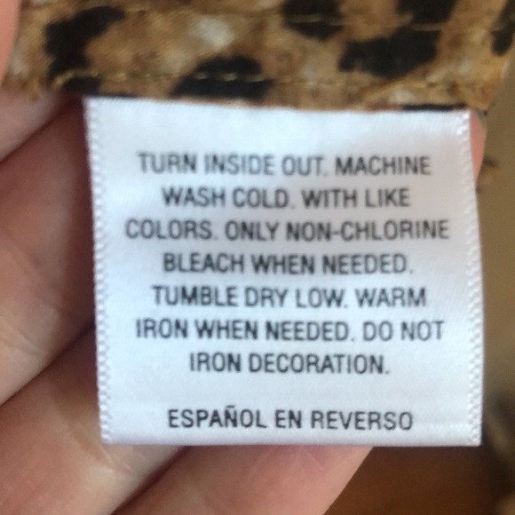 Charter Club leopard print v neck tunic. - Picture 5 of 5